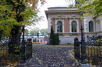 Biskopsgården utgör en del av Åbo stads historiska kärna. Bild: Kirsti Virkki.