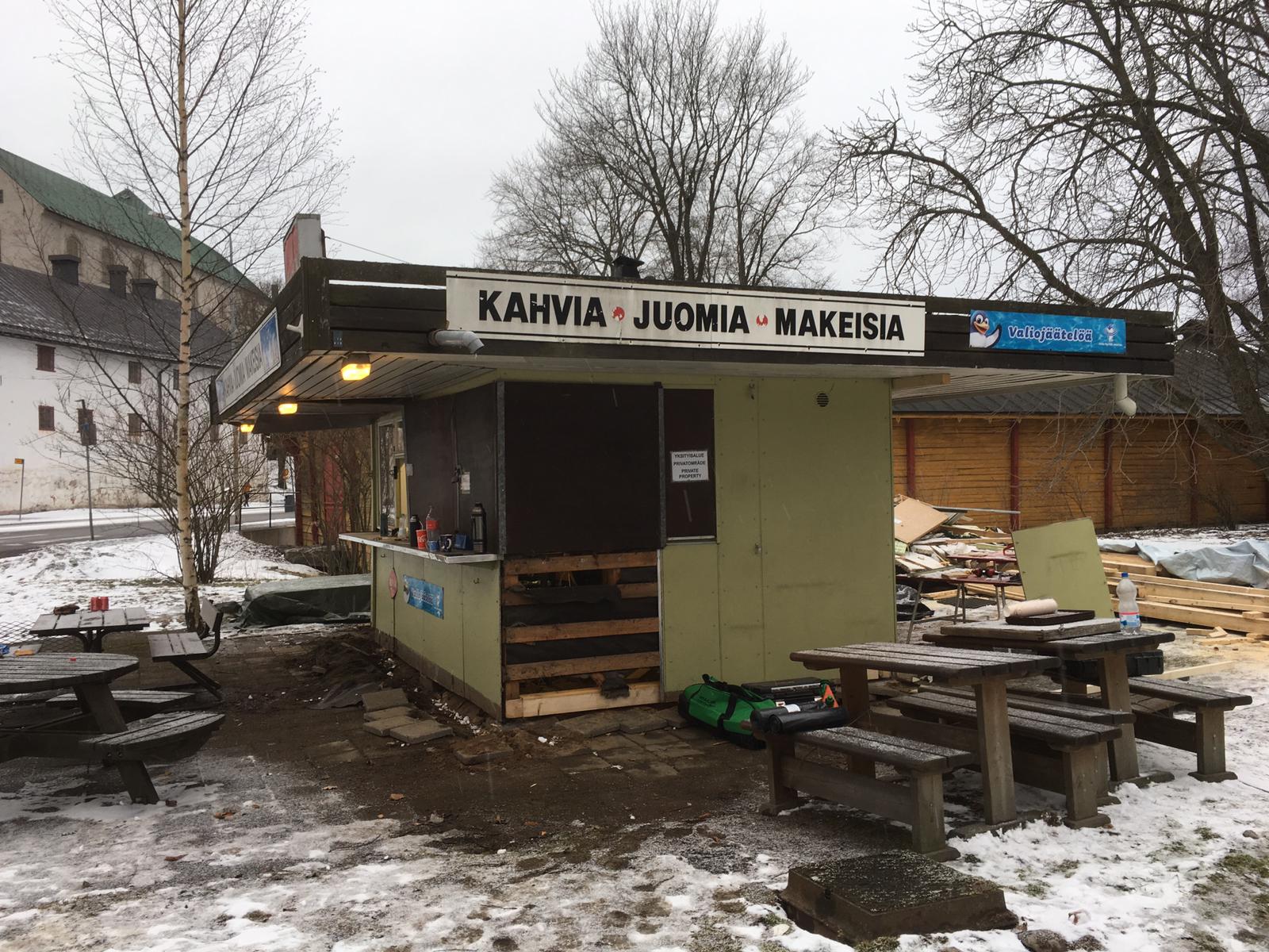 vanha kuva linnan kioskista Turussa.