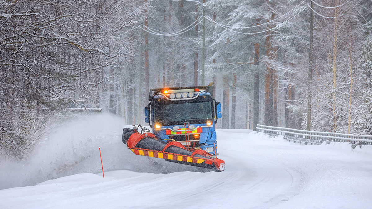 Missä päin oltiin tyytyväisimpiä maanteiden talvihoitoon? Entä missä puolestaan parannettiin eniten?