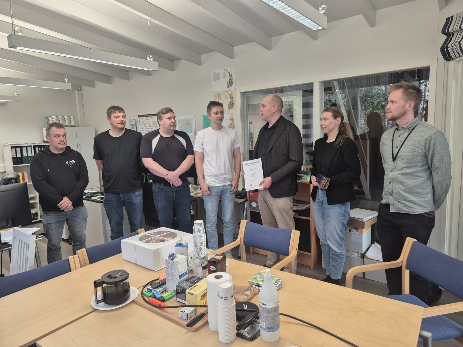 Kuvassa vasemmalta oikealle Terranorin työnjohto: Jari Kumaja, Carl Meyer-Arnold, Markus Romppanen, Kristian Häggroth ja Kaakkois-Suomen ELY:stä: Tuomas Vasama, Anni Rajala, Henri Aaltonen.